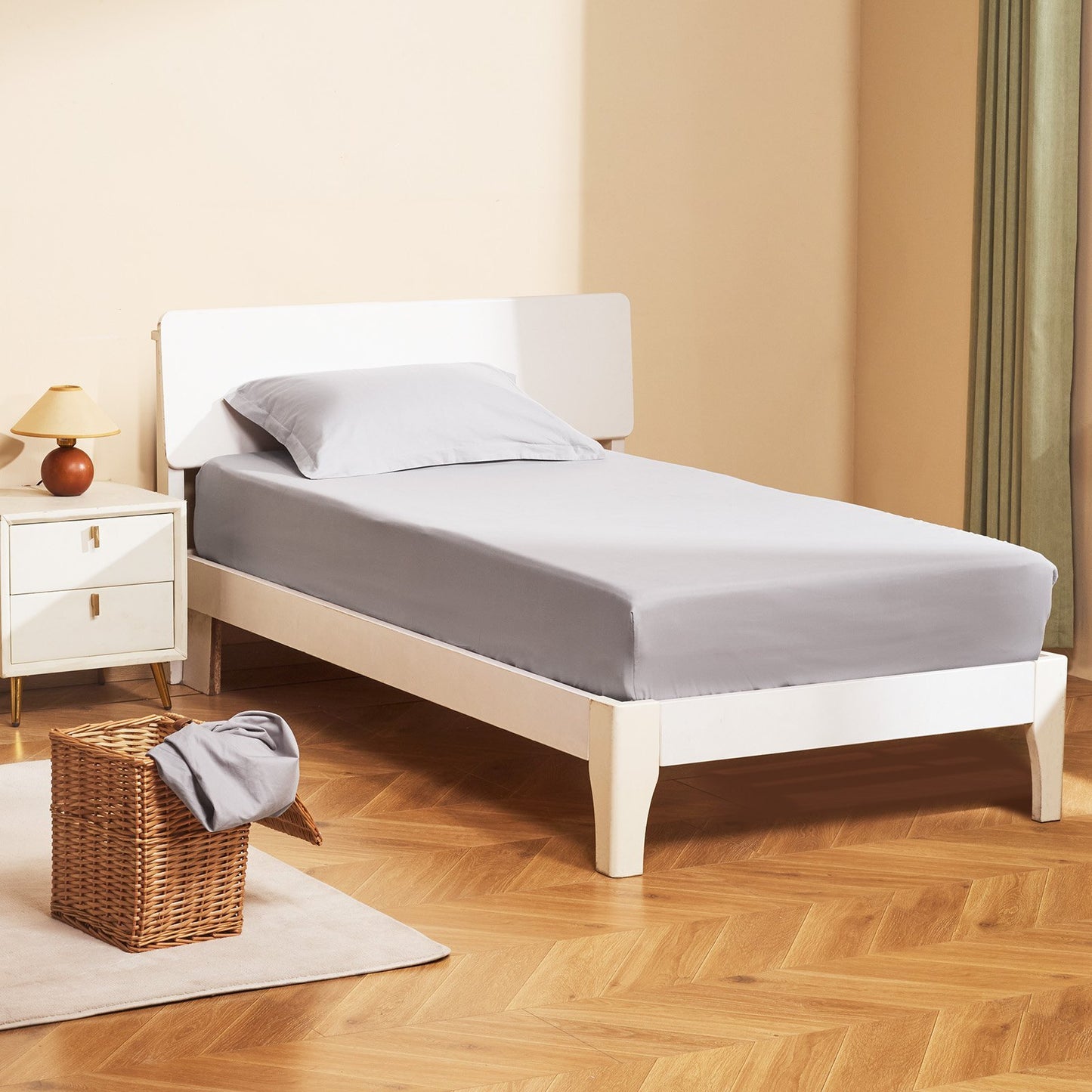 Twin Size Fitted Sheet Elastic Fitted Sheet With High-Quality Microfiber