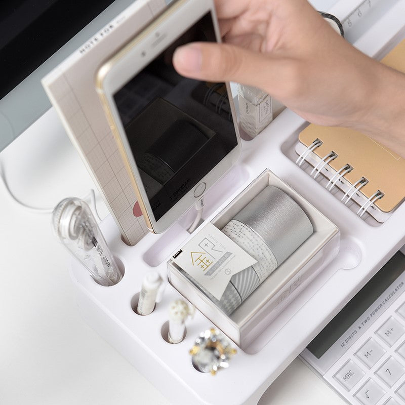 Multifunctional keyboard plastic shelf