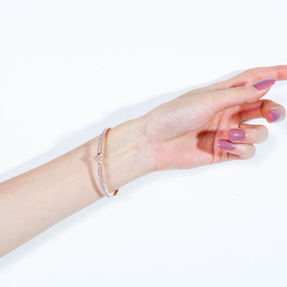 Women's titanium letter V rose gold diamond bracelet