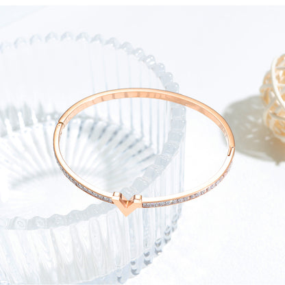 Women's titanium letter V rose gold diamond bracelet