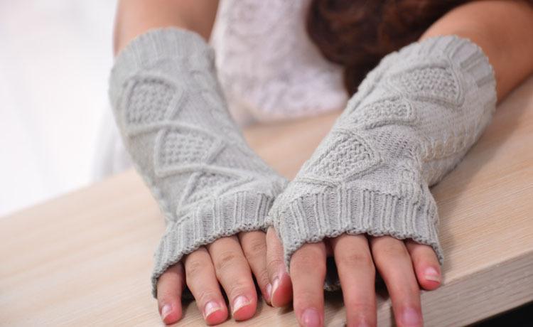 Yauvana Knitted Arm Warmers